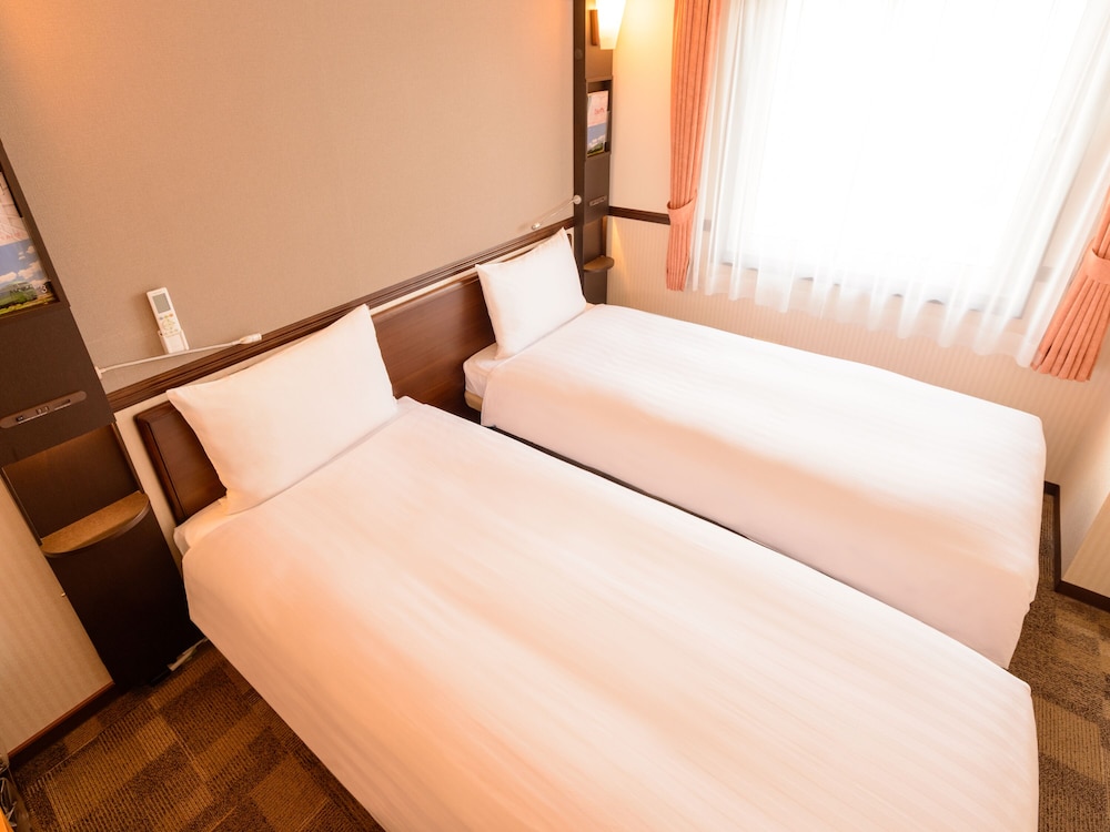 東横 INN 本厚木駅南口 横浜