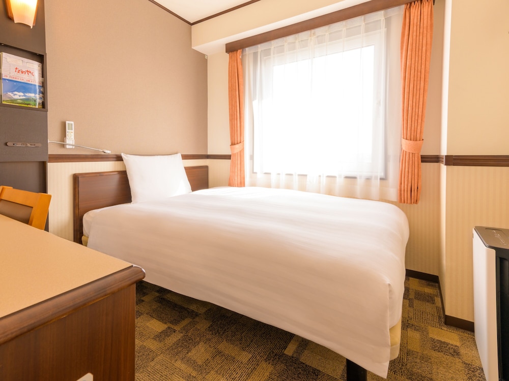 東横 INN 本厚木駅南口 横浜