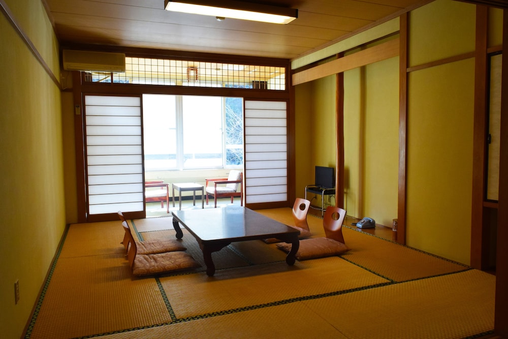 七沢温泉 福元館 横浜