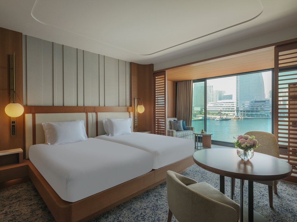 インターコンチネンタル横浜 PIER 8 IHG ホテル 横浜