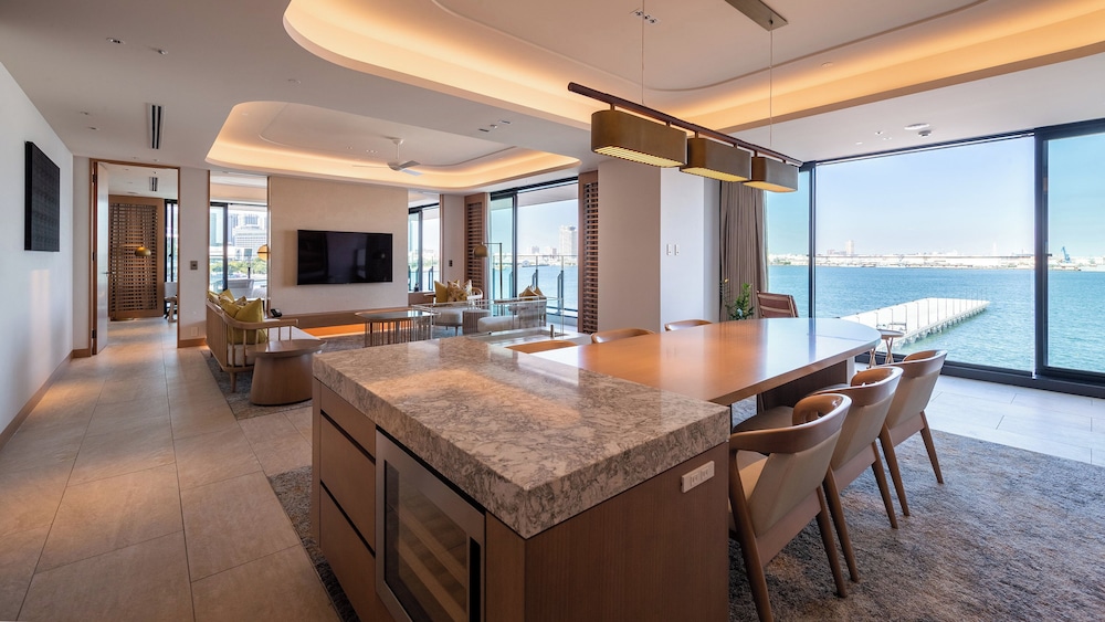 インターコンチネンタル横浜 PIER 8 IHG ホテル 横浜