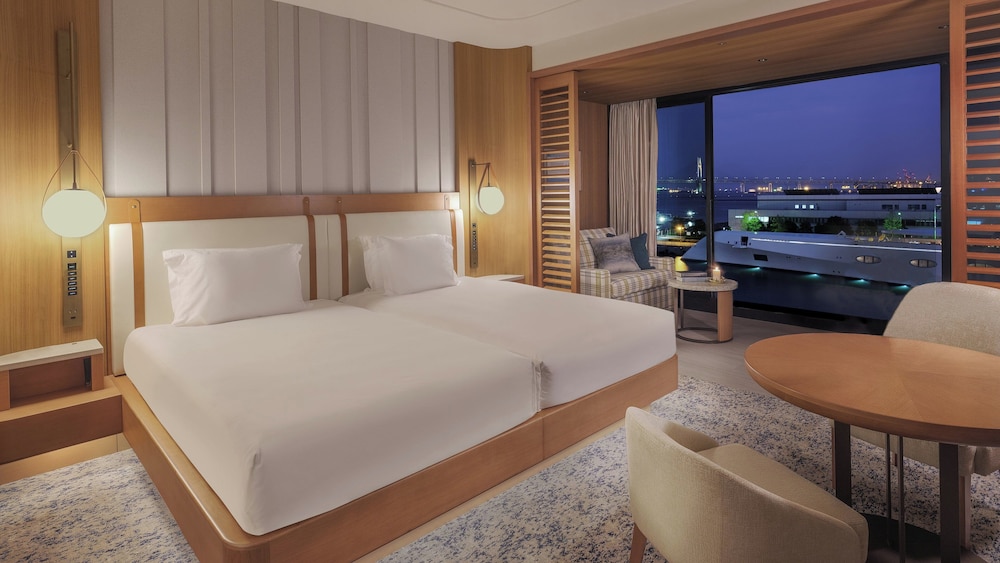 インターコンチネンタル横浜 PIER 8 IHG ホテル 横浜