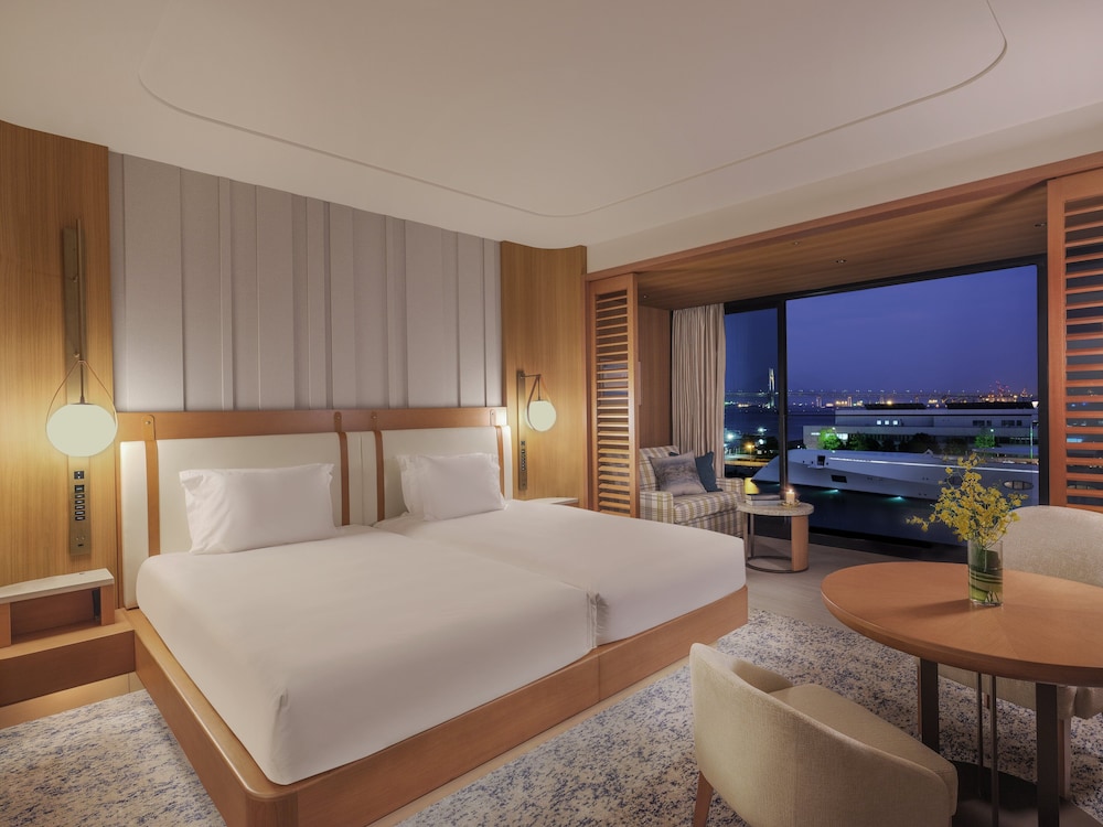 インターコンチネンタル横浜 PIER 8 IHG ホテル 横浜