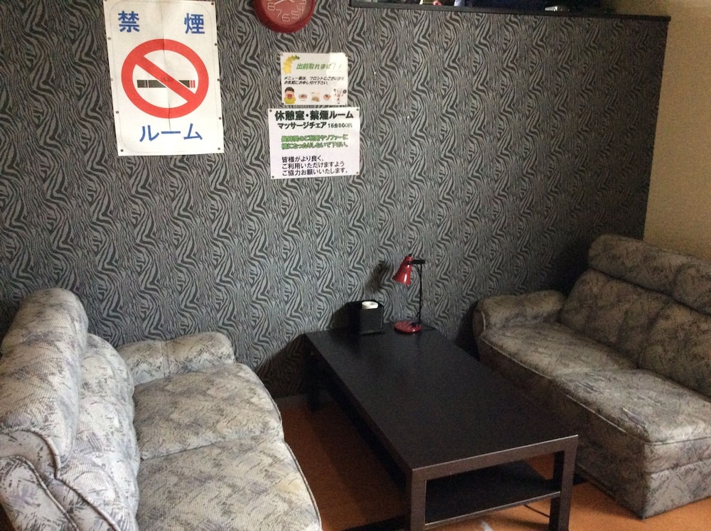 カプセルINN都 横浜