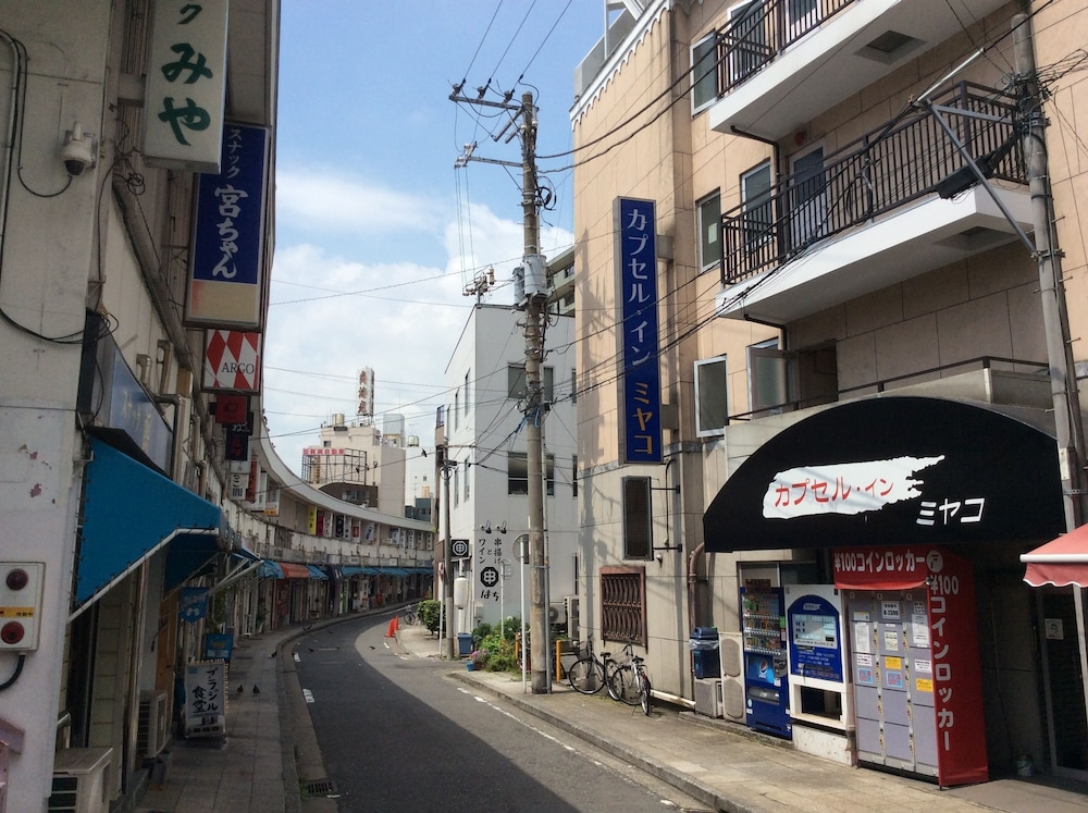 カプセルINN都 横浜