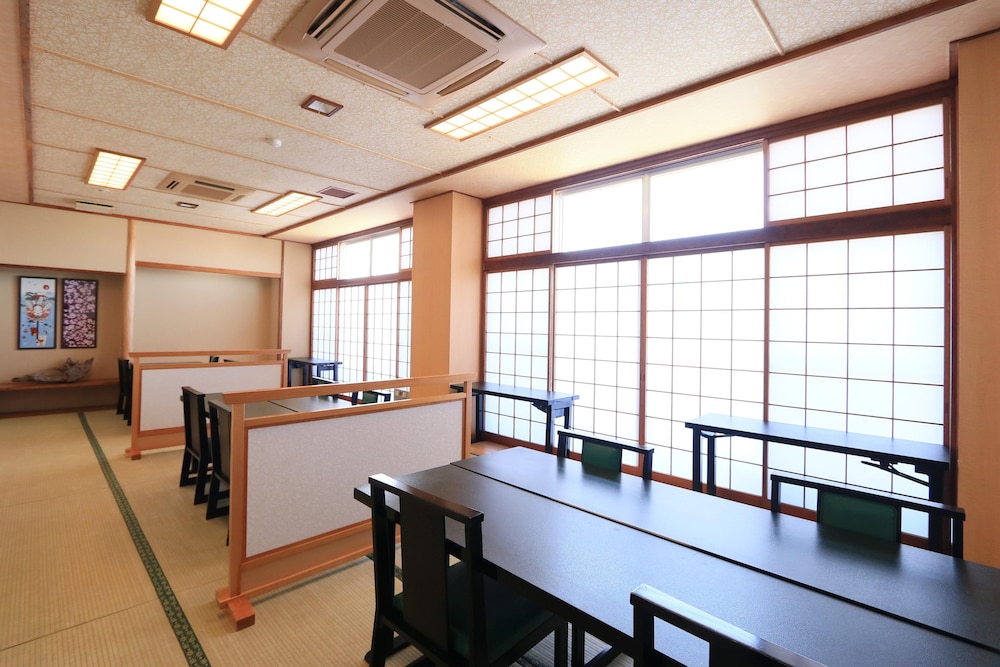 磯料理 旅館やまに 横浜
