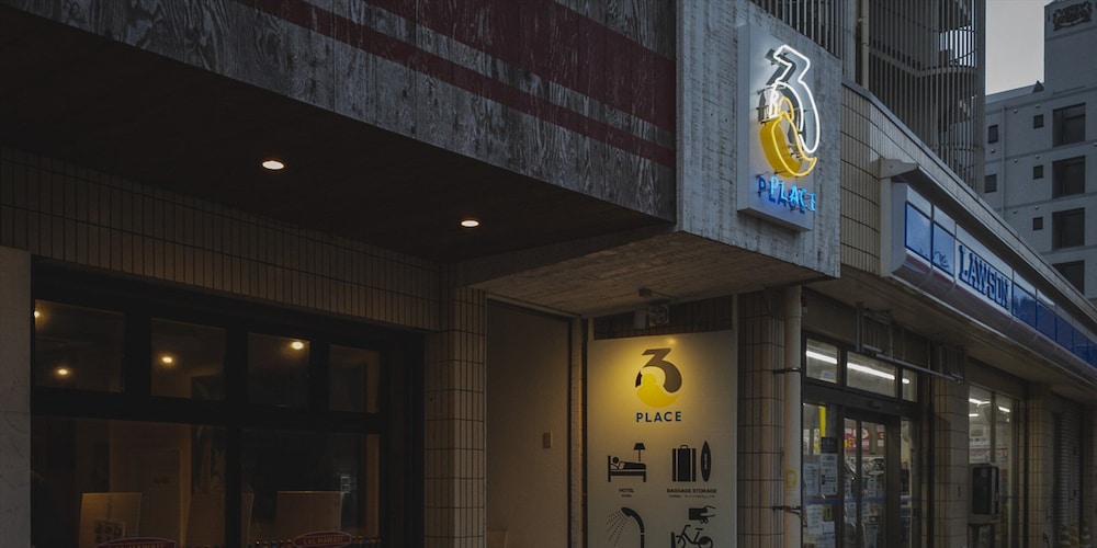 3RD PLACE BY HIDEOUT 横浜