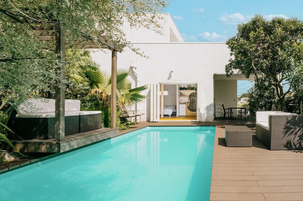 CASABLANCA POOL HOUSE – KAMAKURA 横浜