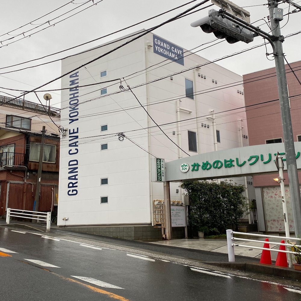 GRAND CAVE YOKOHAMA 横浜