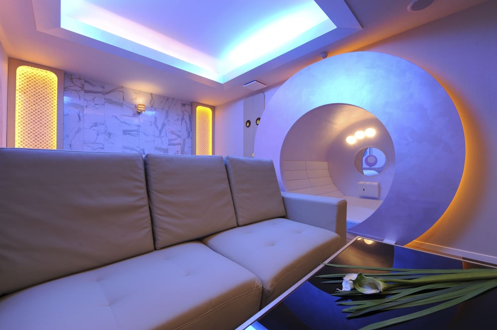 ホテル イリス - 大人限定 横浜