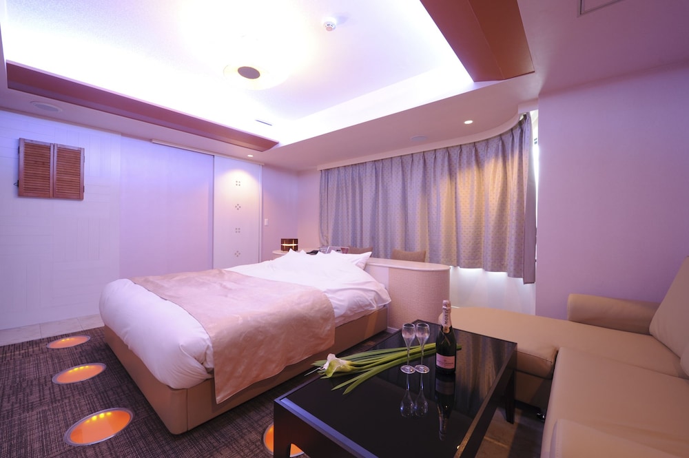 ホテル イリス - 大人限定 横浜