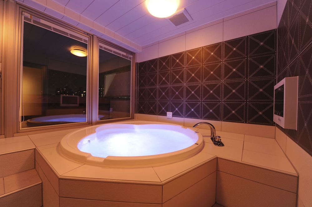 ホテル イリス - 大人限定 横浜