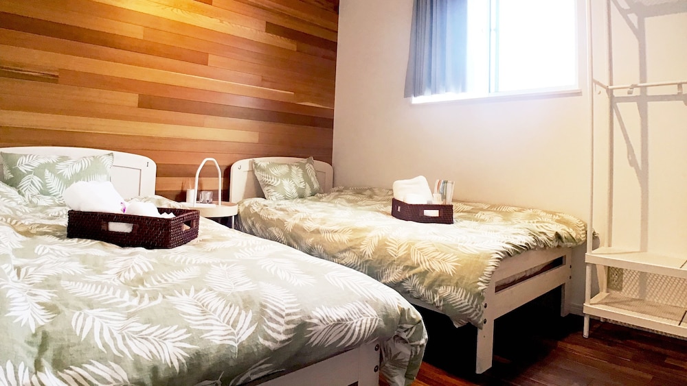 B&B SURF RIDER 横浜