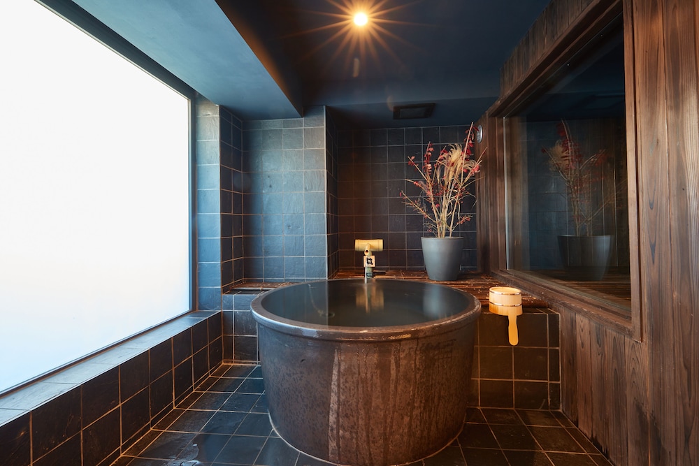 KAMAKURA HOTEL 横浜
