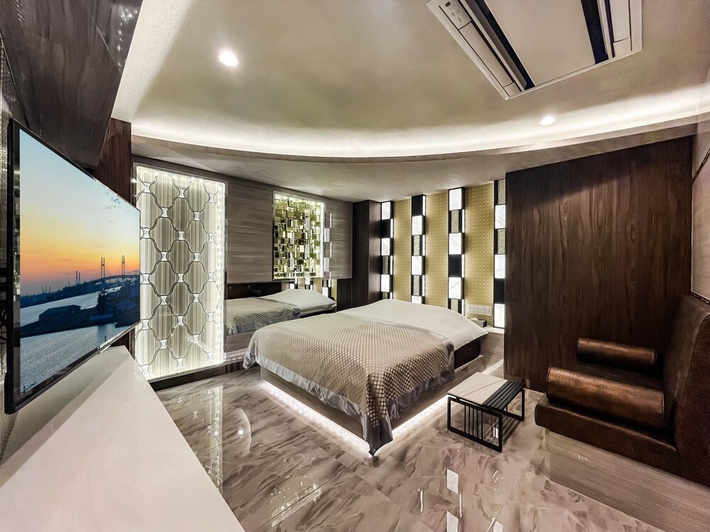 HOTEL ZALA 横浜