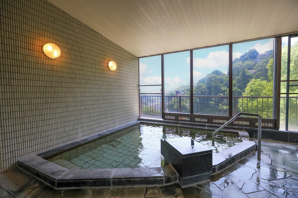 湯河原千代田荘 横浜