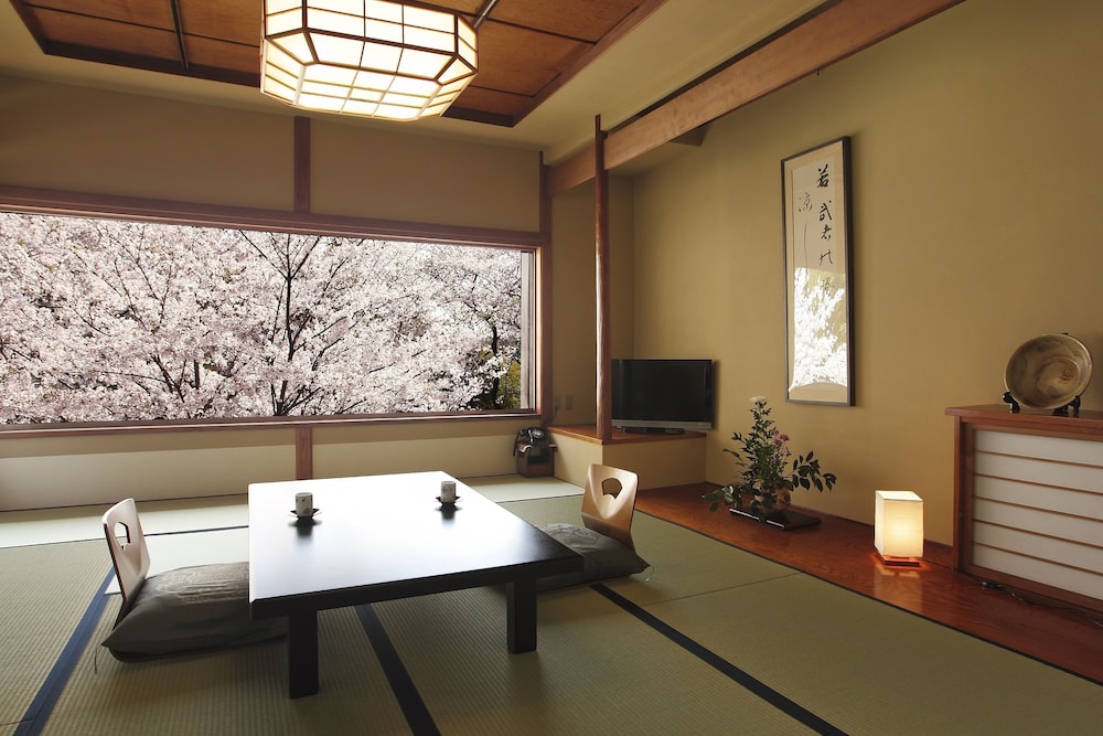 JINYA RYOKAN 横浜