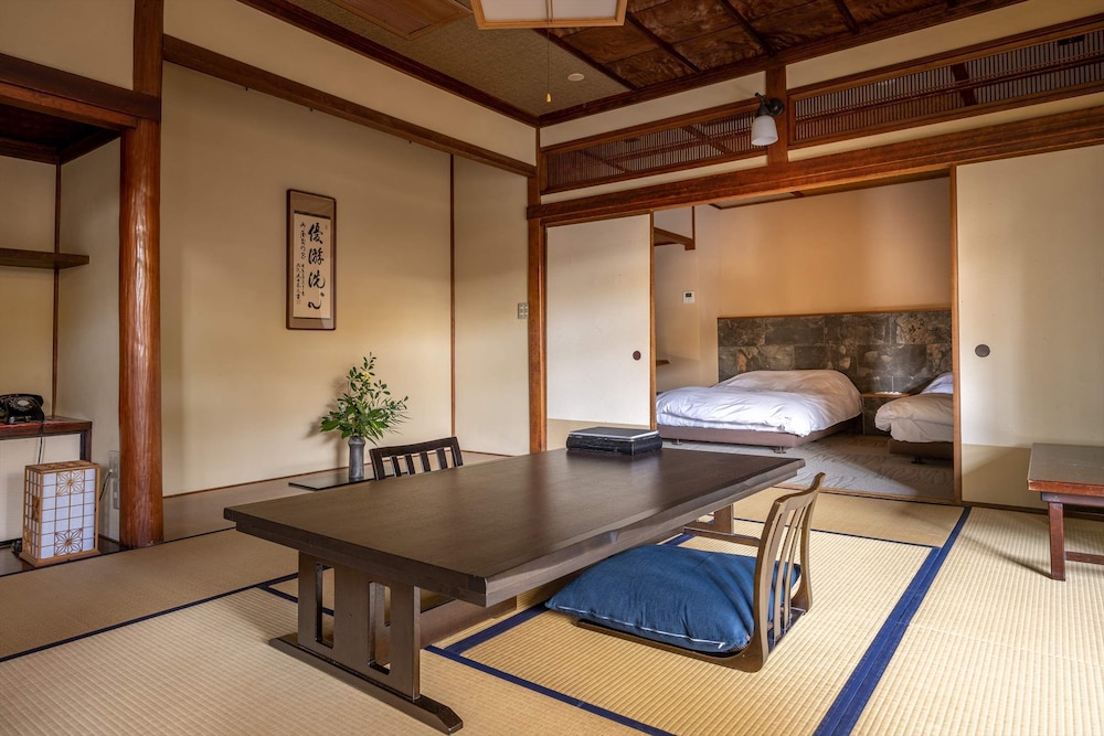 JINYA RYOKAN 横浜