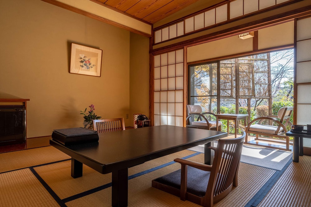 JINYA RYOKAN 横浜
