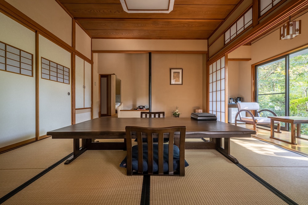 JINYA RYOKAN 横浜