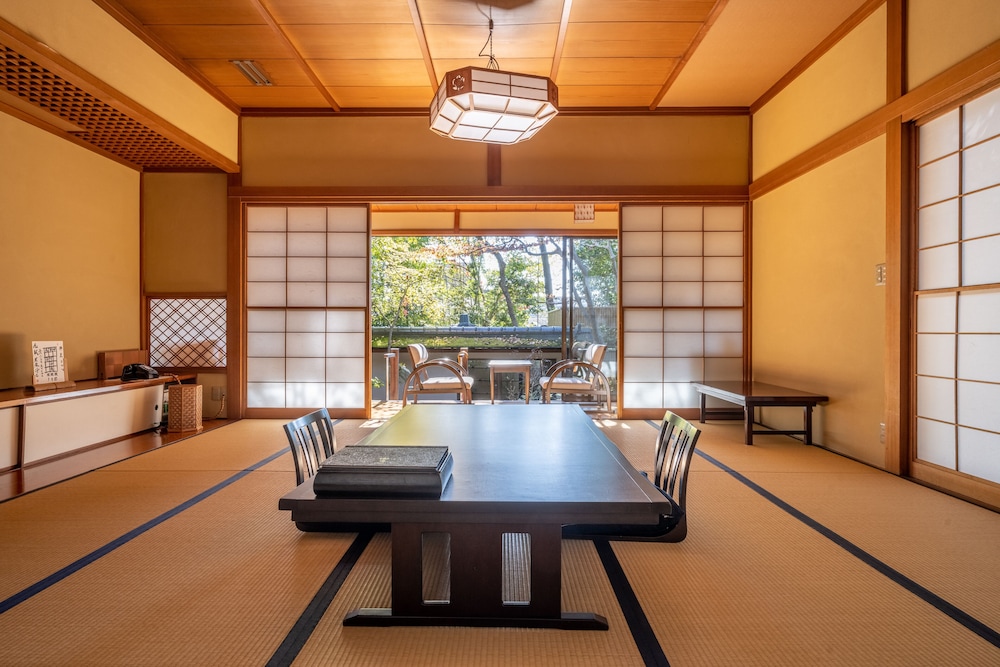 JINYA RYOKAN 横浜