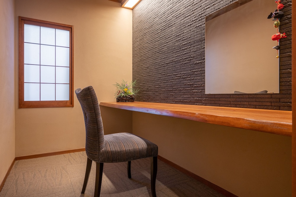 JINYA RYOKAN 横浜