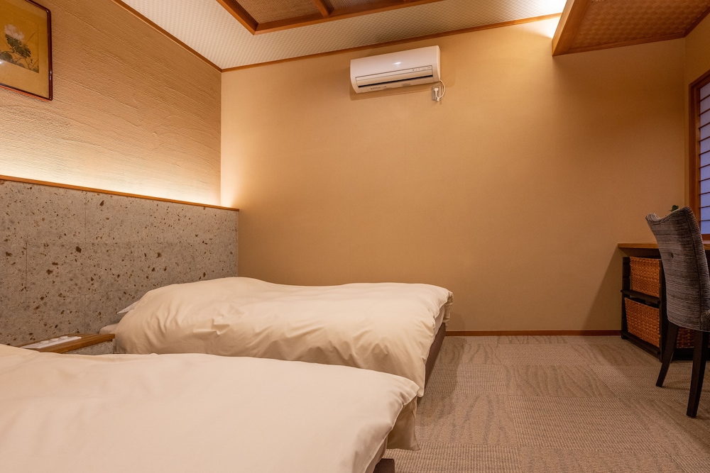 JINYA RYOKAN 横浜