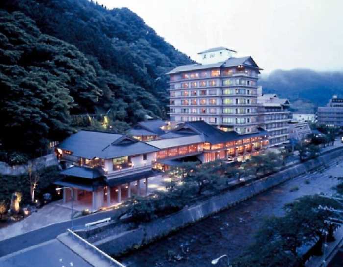 萬国屋 山形
