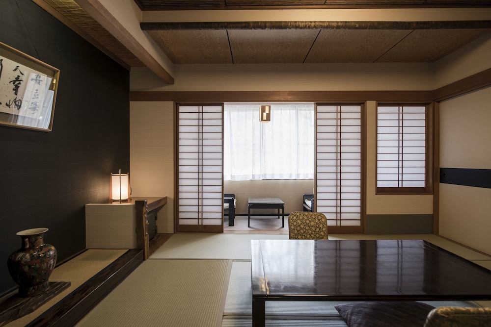 深山荘 高見屋 山形