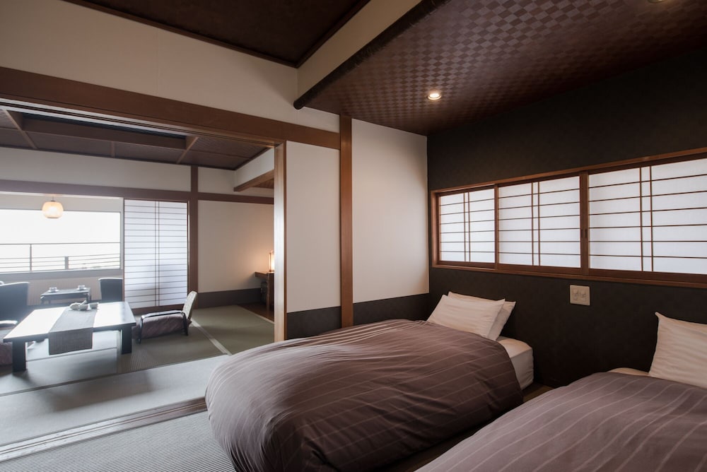 深山荘 高見屋 山形