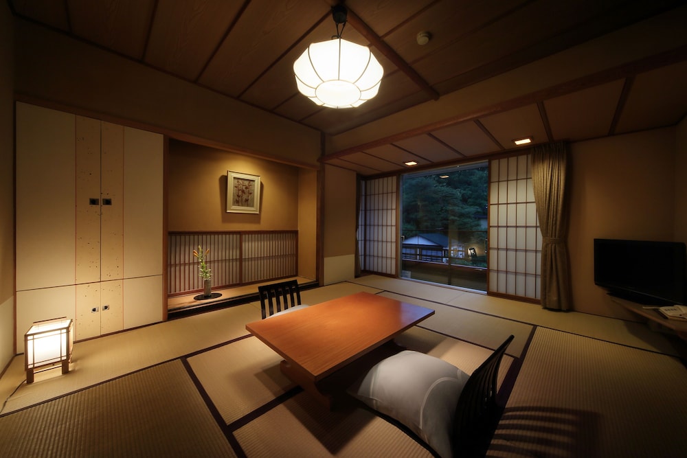 日本の宿 古窯 山形