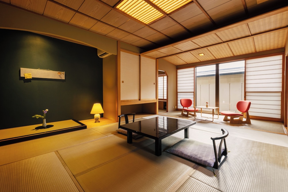 湯坊いちらく TENDO SPA & BREWERY 山形