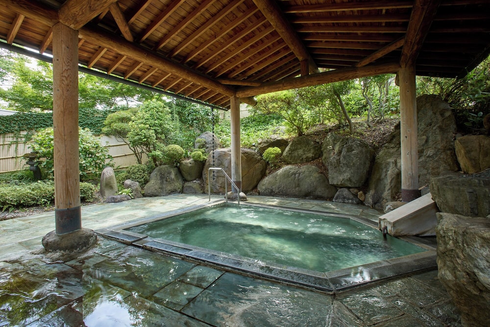 湯坊いちらく TENDO SPA & BREWERY 山形