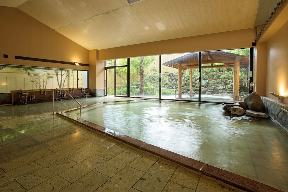 湯坊いちらく TENDO SPA & BREWERY 山形