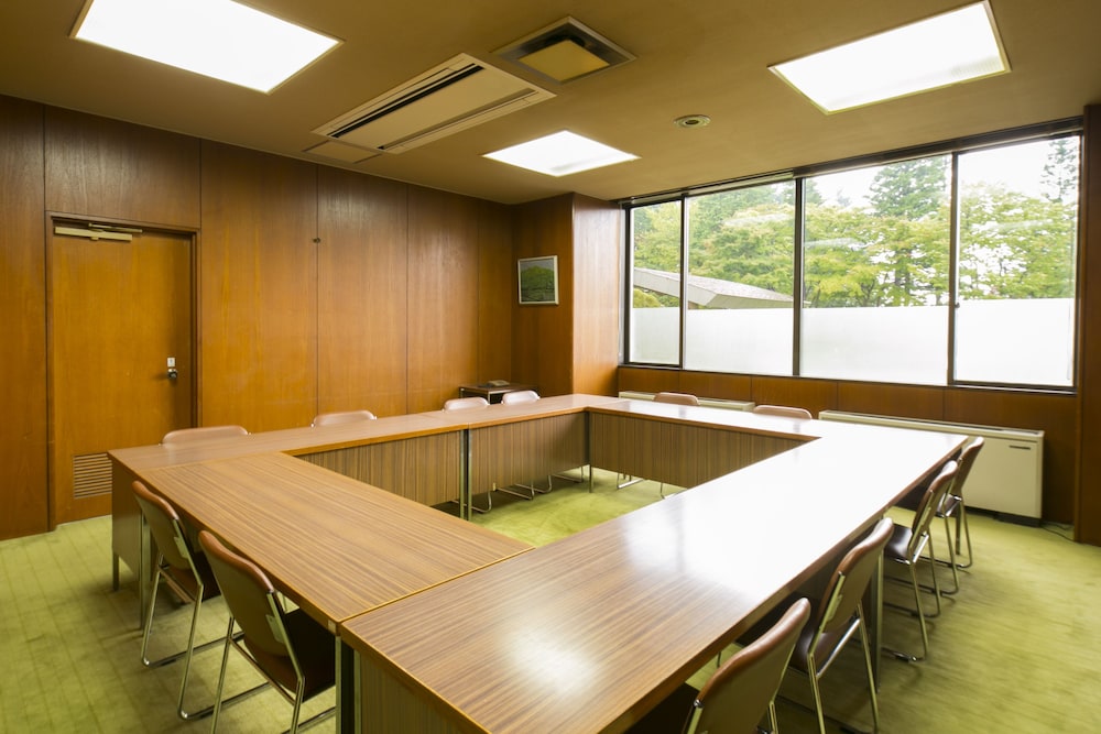 あこや会館 山形