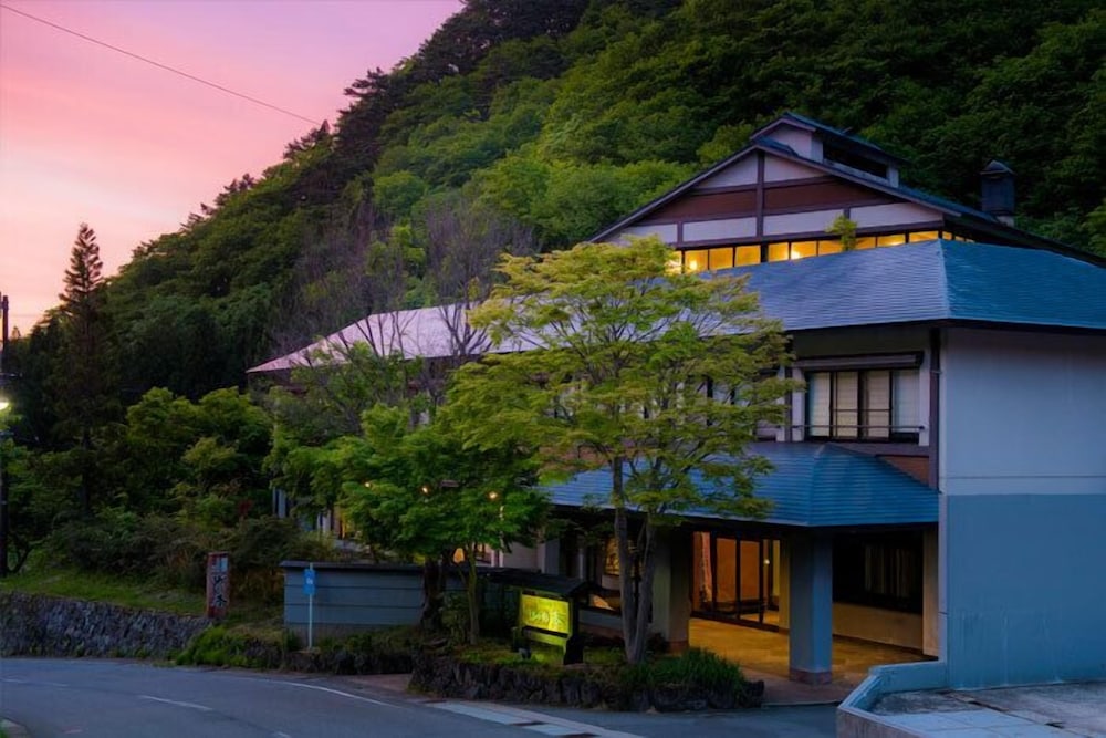 白布温泉 別邸 山の季 山形