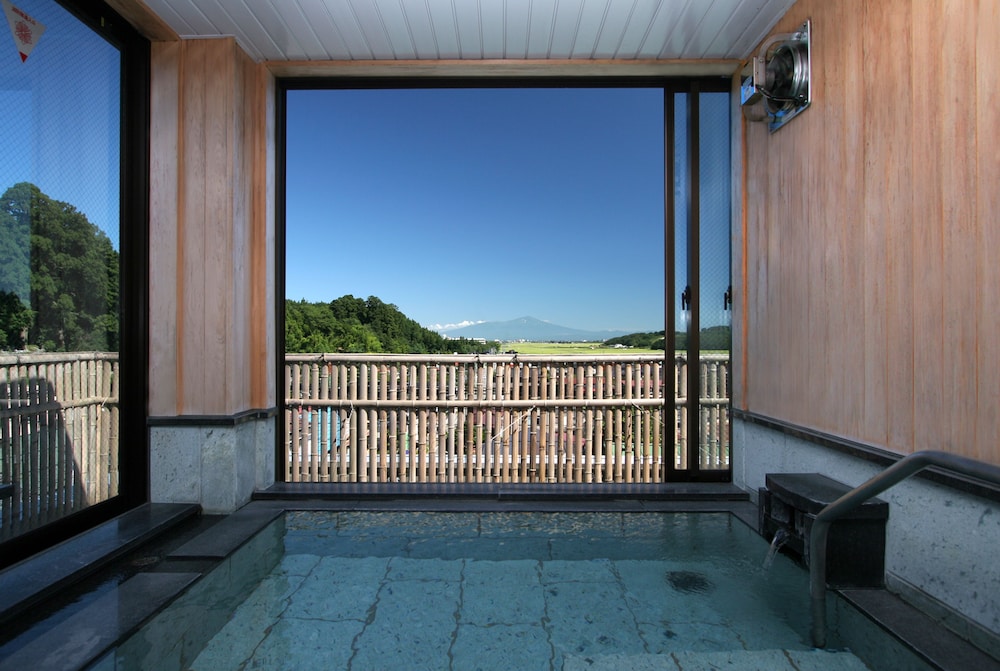 湯田川温泉 珠玉や 山形