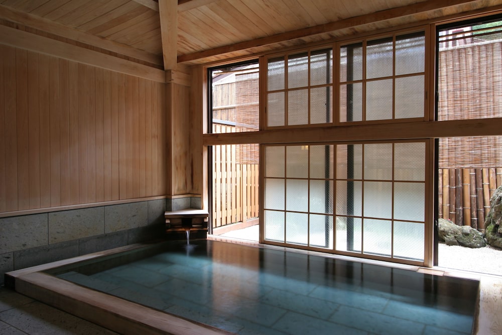 湯田川温泉 珠玉や 山形