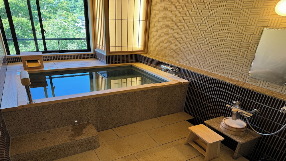 わかまつや 山形