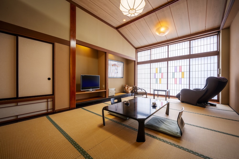 美湯美食の離れ宿 小野川温泉 河鹿荘 山形