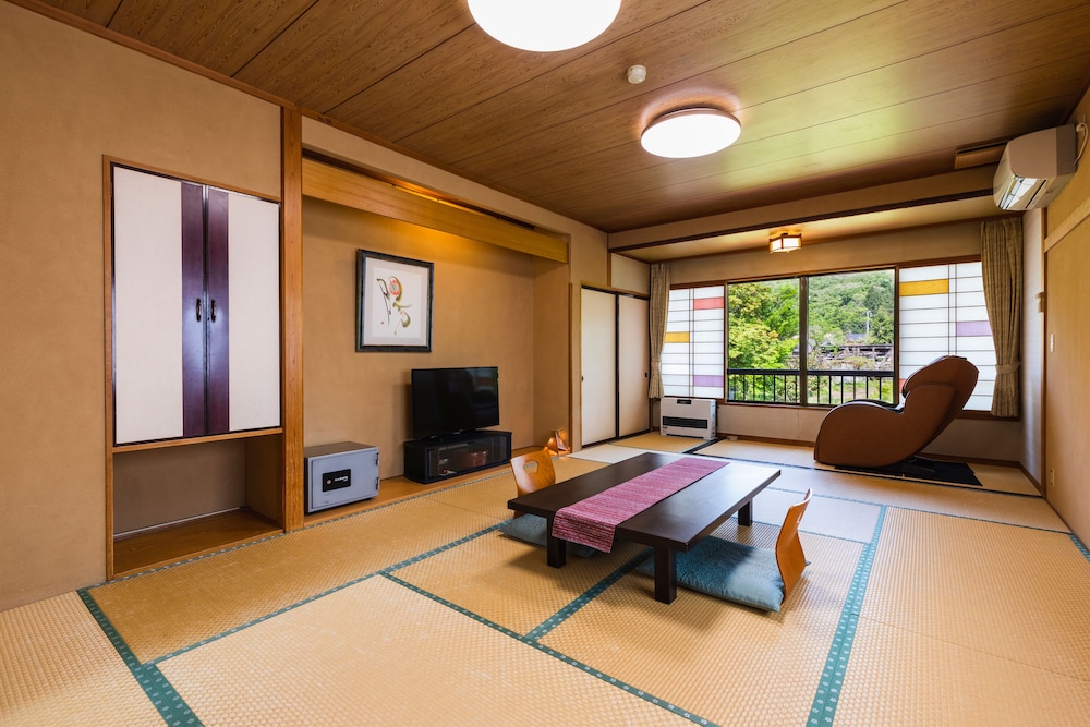 美湯美食の離れ宿 小野川温泉 河鹿荘 山形