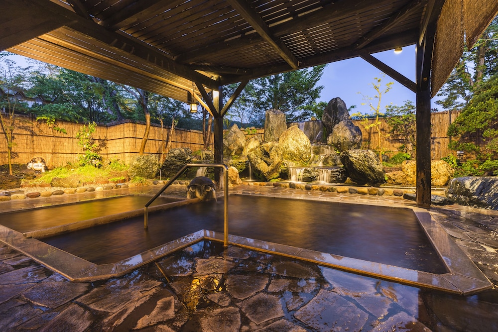 美湯美食の離れ宿 小野川温泉 河鹿荘 山形