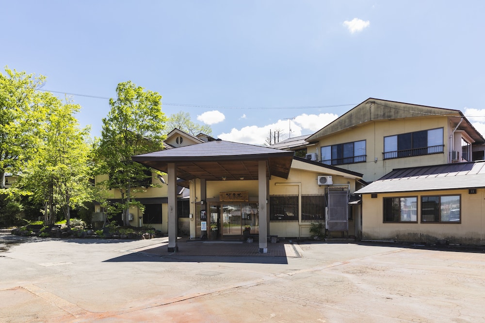 美湯美食の離れ宿 小野川温泉 河鹿荘 山形