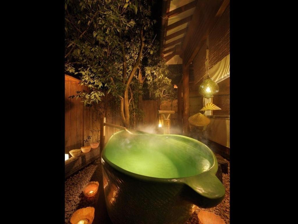 花明りの宿　月の池 山形