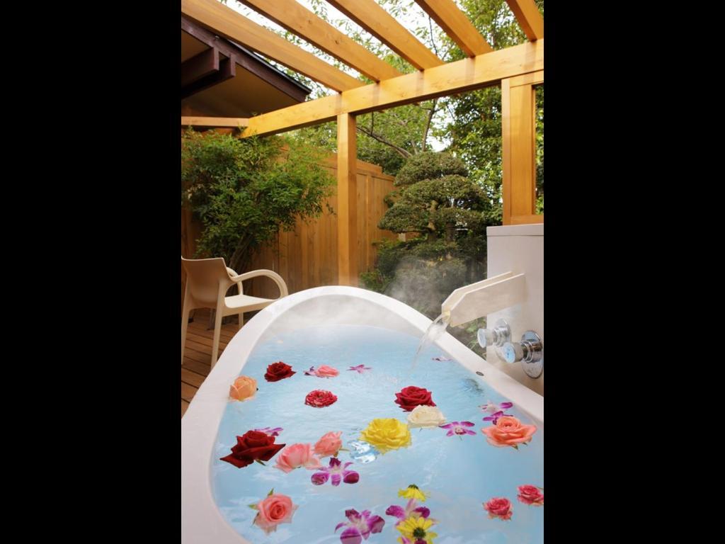 花明りの宿　月の池 山形