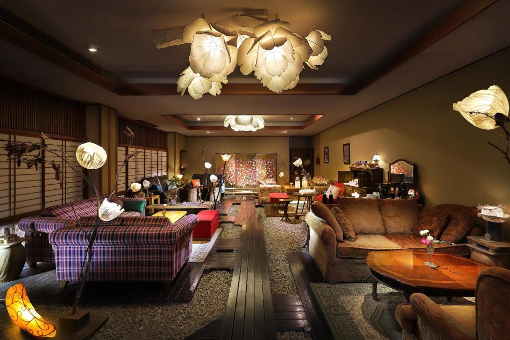 花明りの宿　月の池 山形