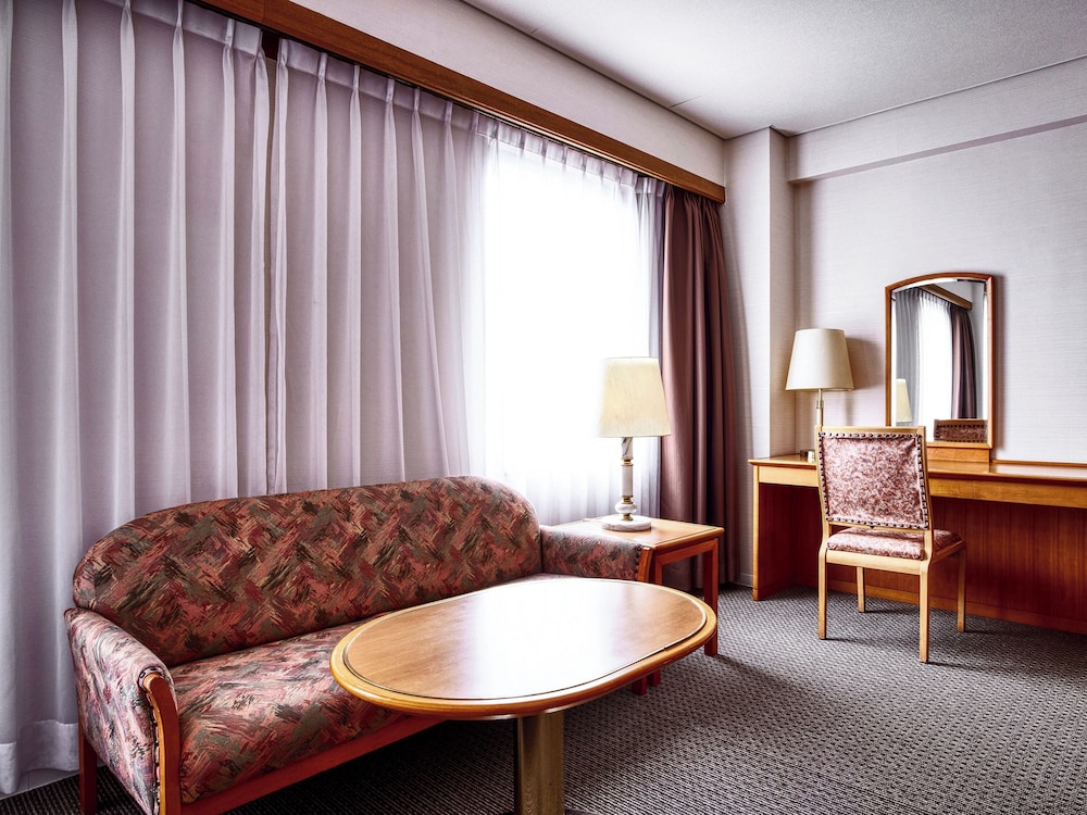 ロイヤルパインズホテル米沢 山形