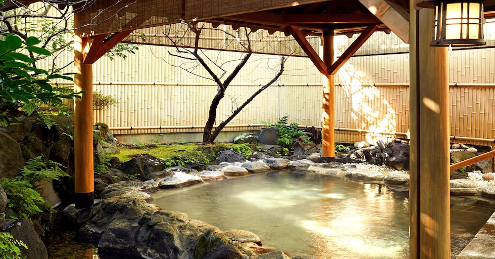 ラフォーレ伊東温泉　湯の庭 静岡