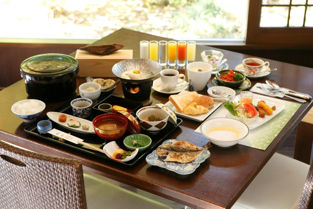 湯回廊 菊屋 静岡