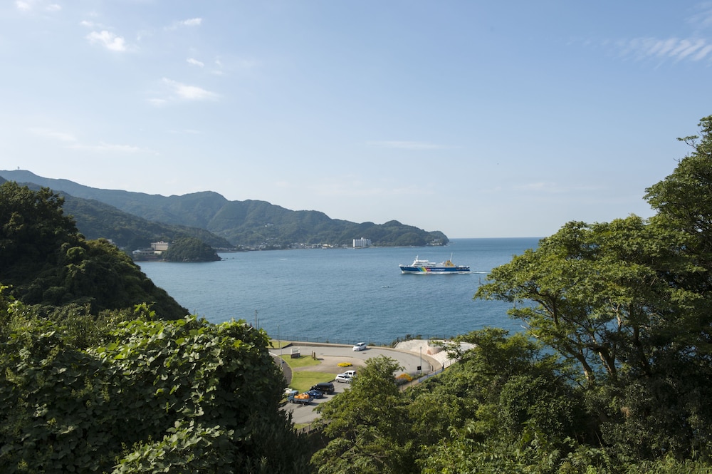頬杖の刻 静岡
